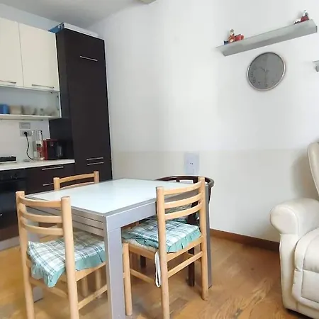 Casa Giovanna Nel Borgo * ريميني
